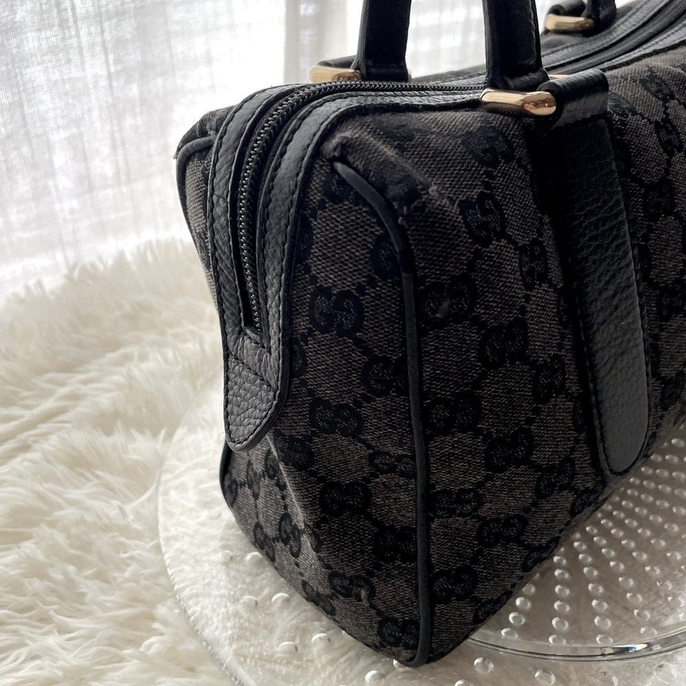 GUCCI GG Shoulder Bag - Picture 13 of 16